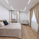 Macarth Apt Deluxe Napoli Centro