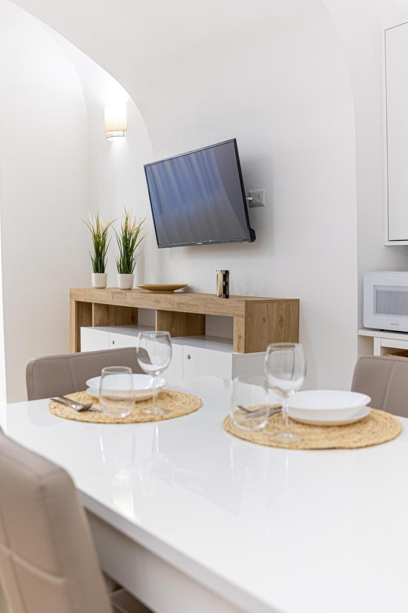 Macarth Deluxe Centro * Naples